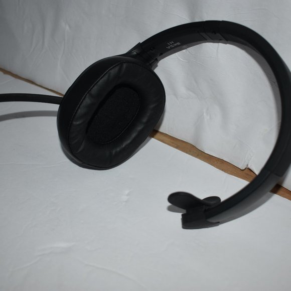 Trucker Bluetooth Headset w/ Mic - Picture 7 of 9